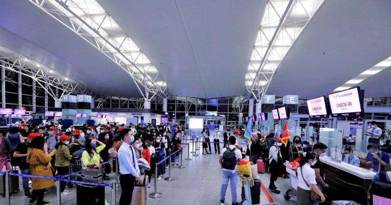 Cảnh báo tình trạng du khách bỏ trốn ở nước ngoài | Báo Pháp luật Việt Nam điện tử